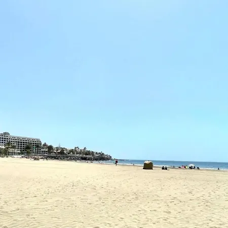 Double Or Triple, Free Wifi, Close To Restaurants In Playa Canteras Apartment