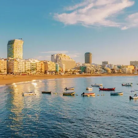 Double Or Triple, Free Wifi, Close To Restaurants In Playa Canteras * Las Palmas de Gran Canaria