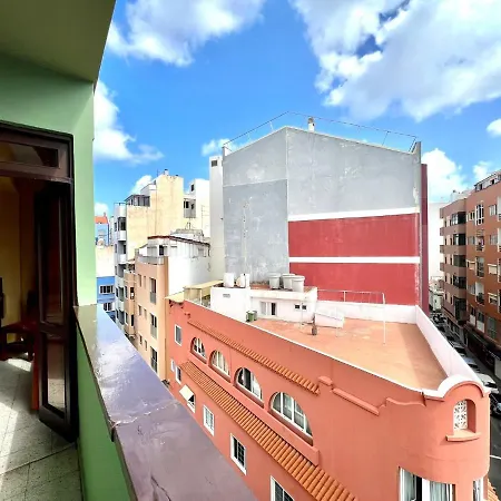 Apartment Double Or Triple, Free Wifi, Close To Restaurants In Playa Canteras Las Palmas de Gran Canaria