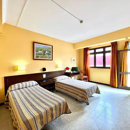 Apartment Double Or Triple, Free Wifi, Close To Restaurants In Playa Canteras