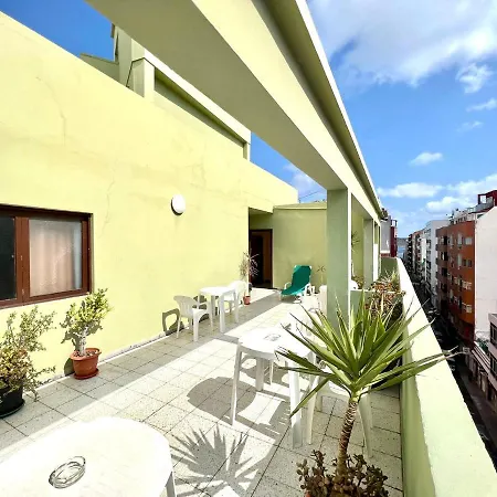 Double Or Triple, Free Wifi, Close To Restaurants In Playa Canteras *